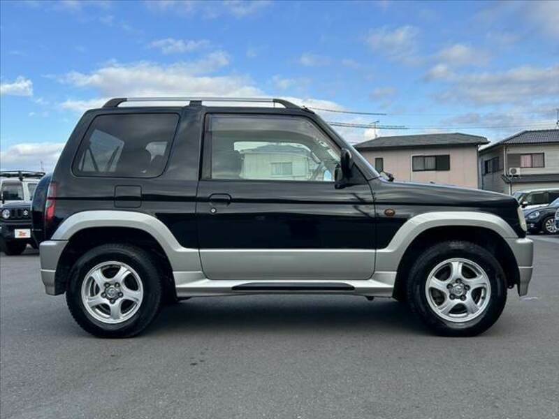 PAJERO MINI