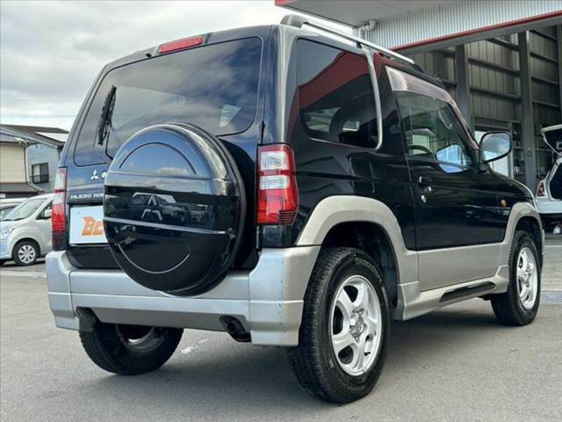 PAJERO MINI