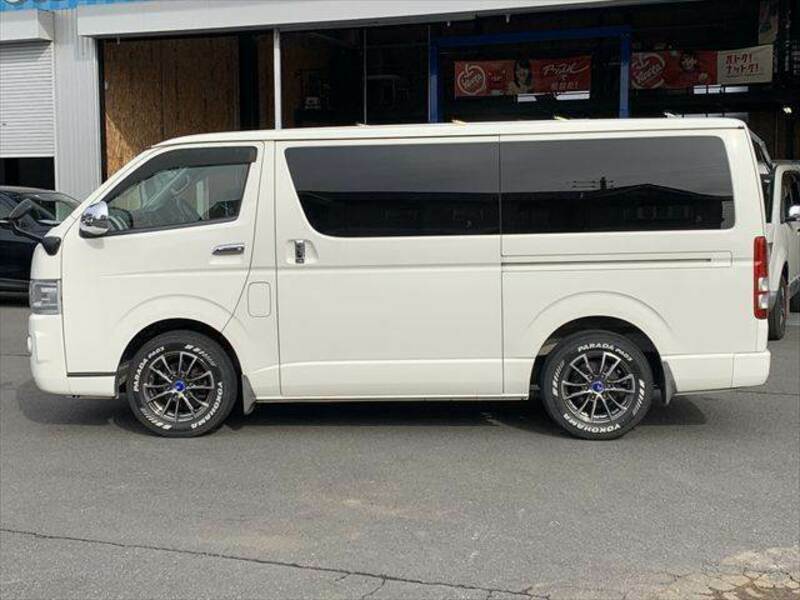 HIACE VAN