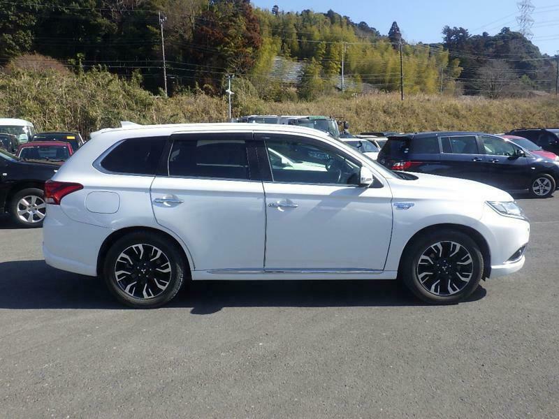 OUTLANDER PHEV