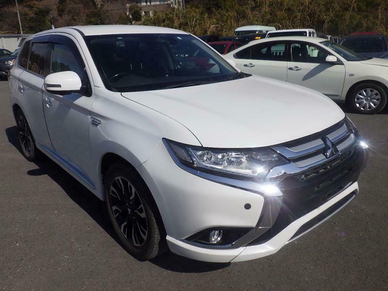 MITSUBISHI OUTLANDER PHEV