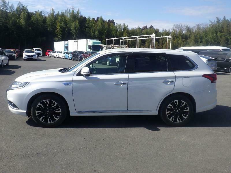 OUTLANDER PHEV