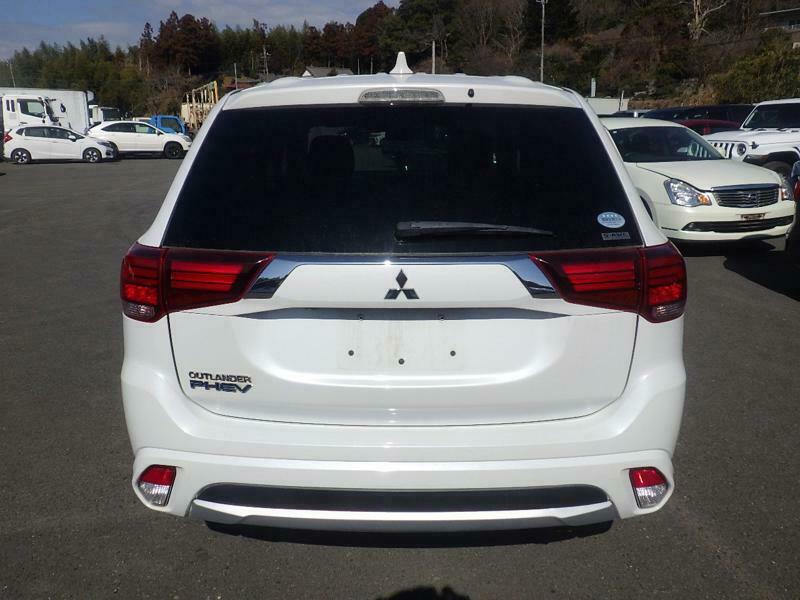 OUTLANDER PHEV