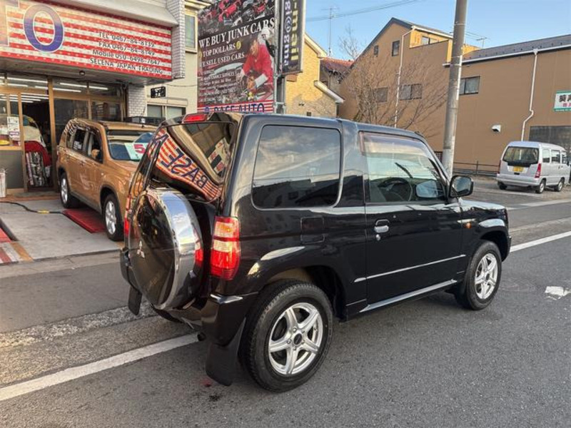 PAJERO MINI