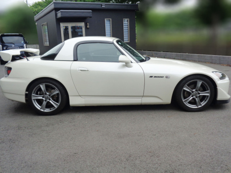 S2000