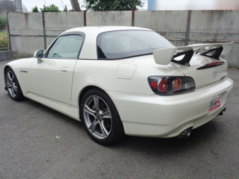 S2000