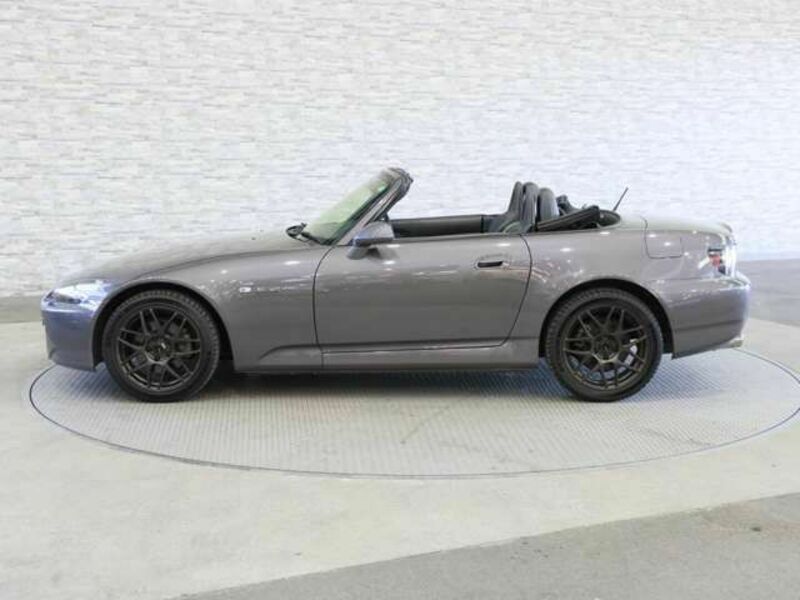 S2000