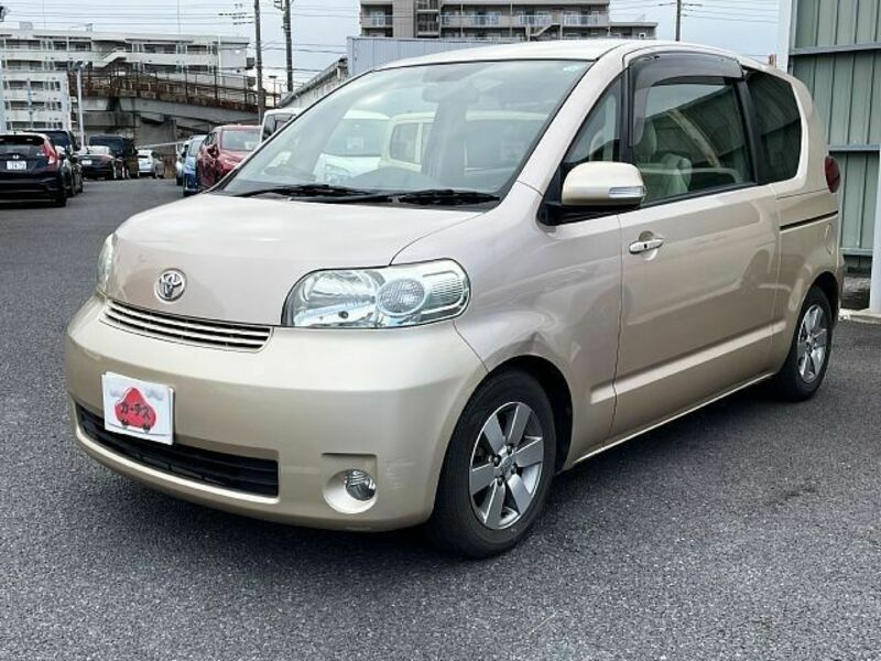 TOYOTA PORTE