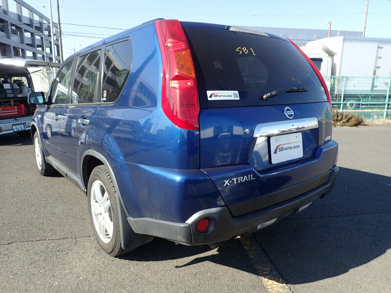 X-TRAIL-1