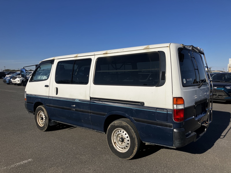 HIACE VAN