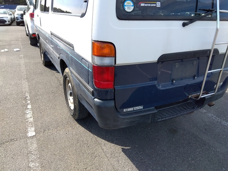 HIACE VAN