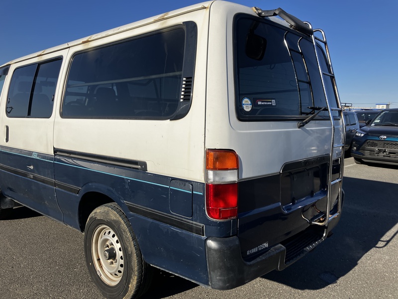 HIACE VAN