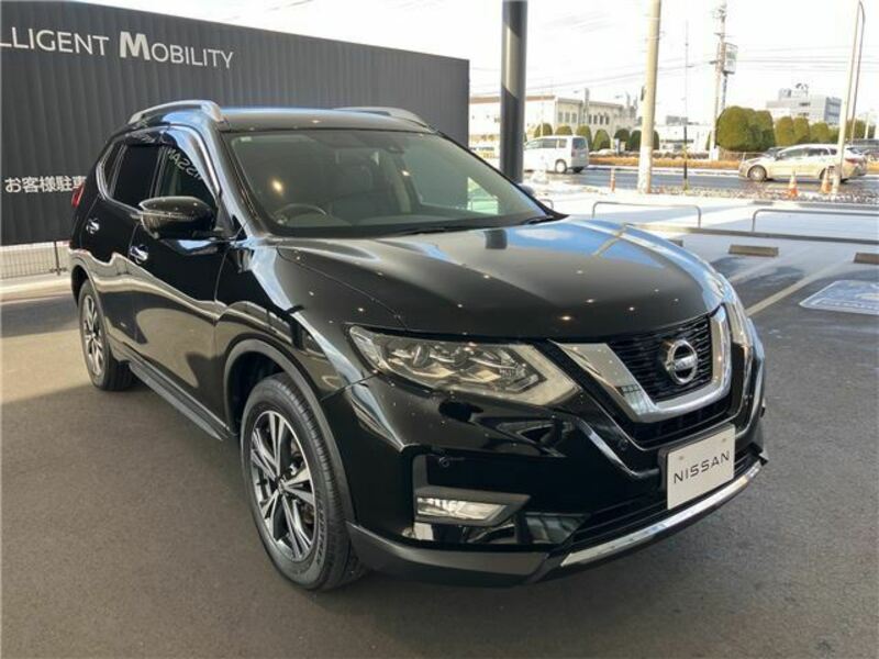 X-TRAIL