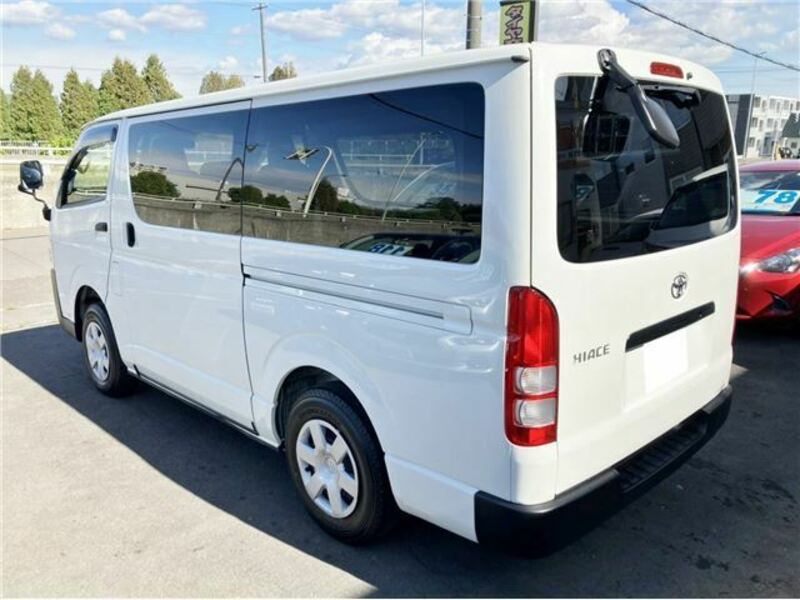 HIACE VAN