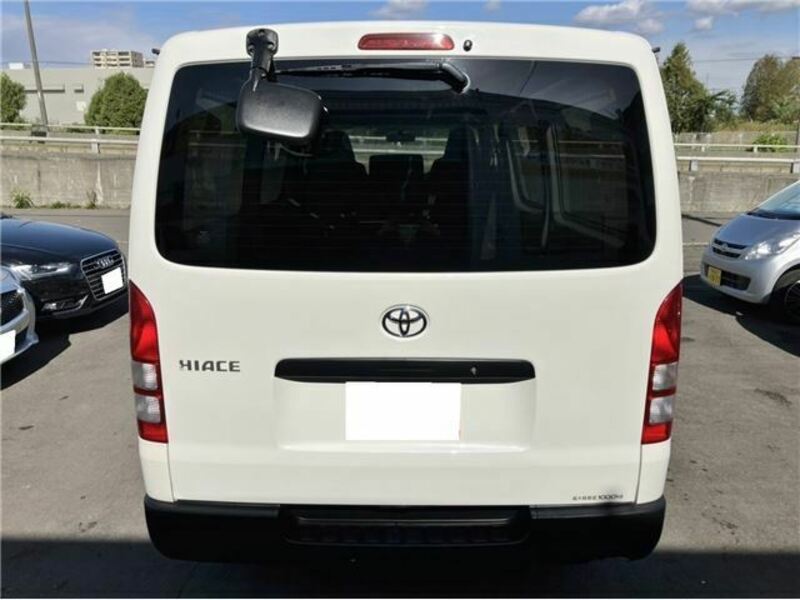 HIACE VAN