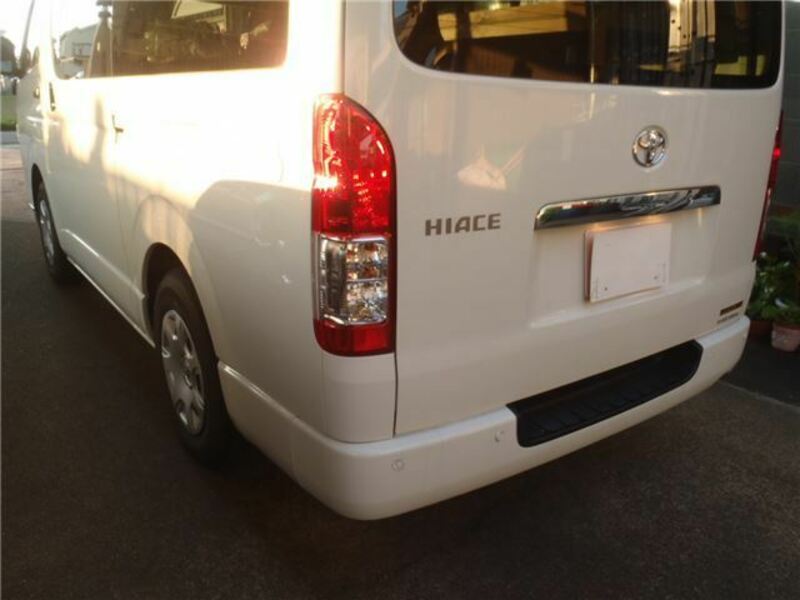 HIACE VAN