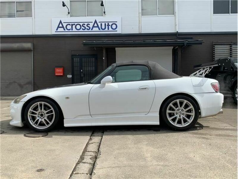 S2000