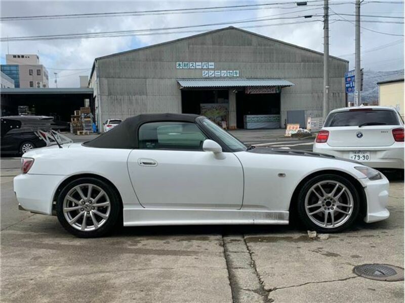 S2000