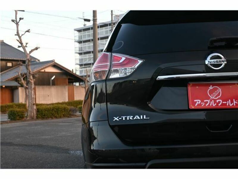 X-TRAIL