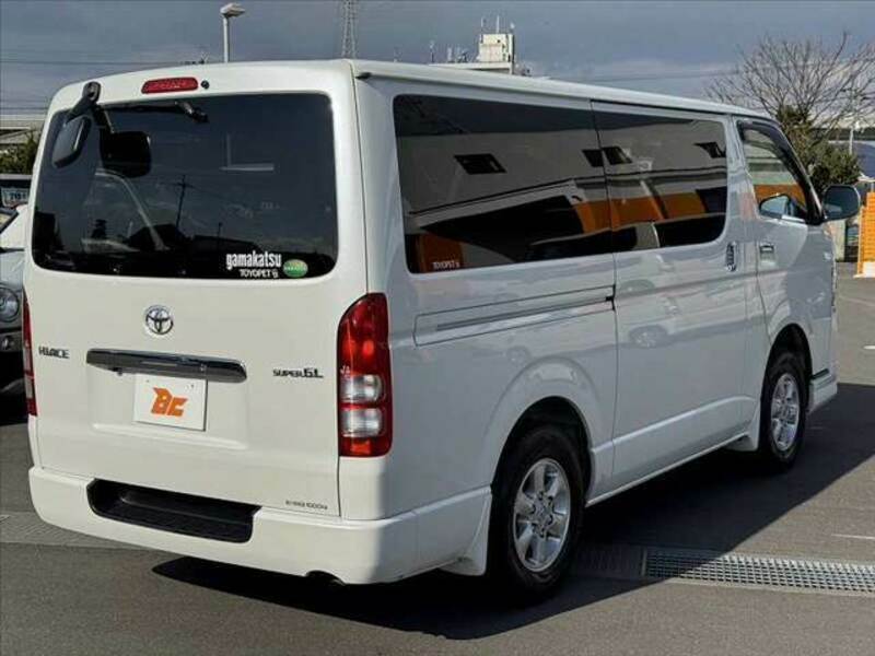 HIACE VAN