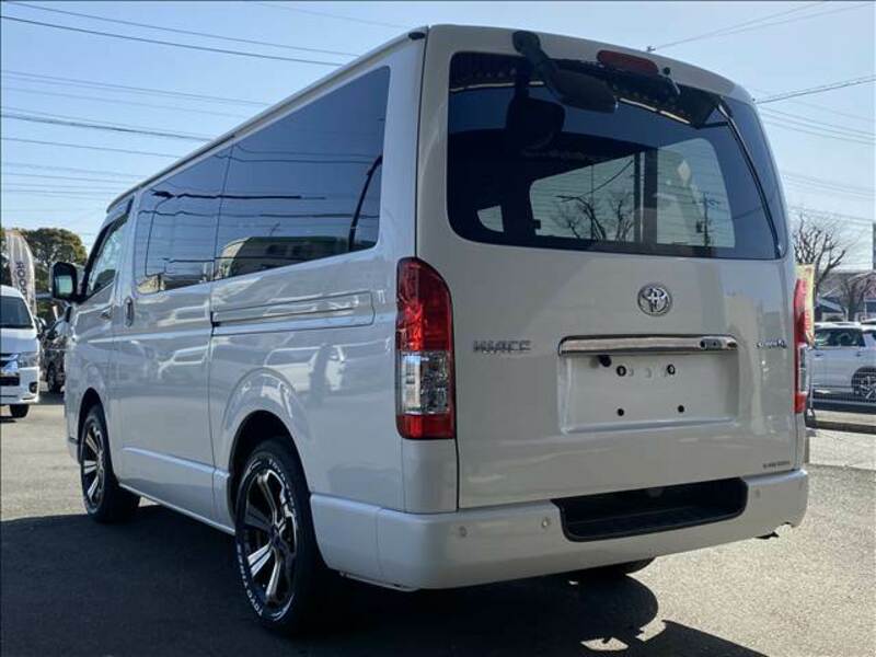 HIACE VAN