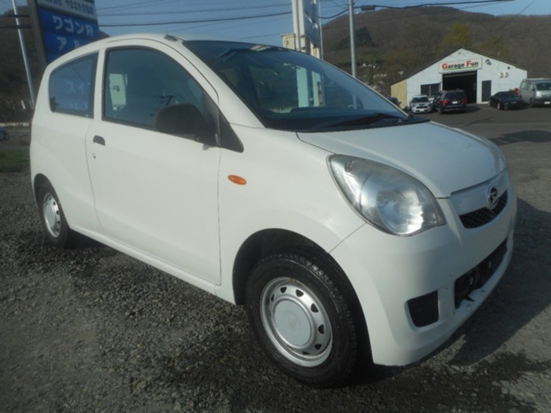 DAIHATSU MIRA