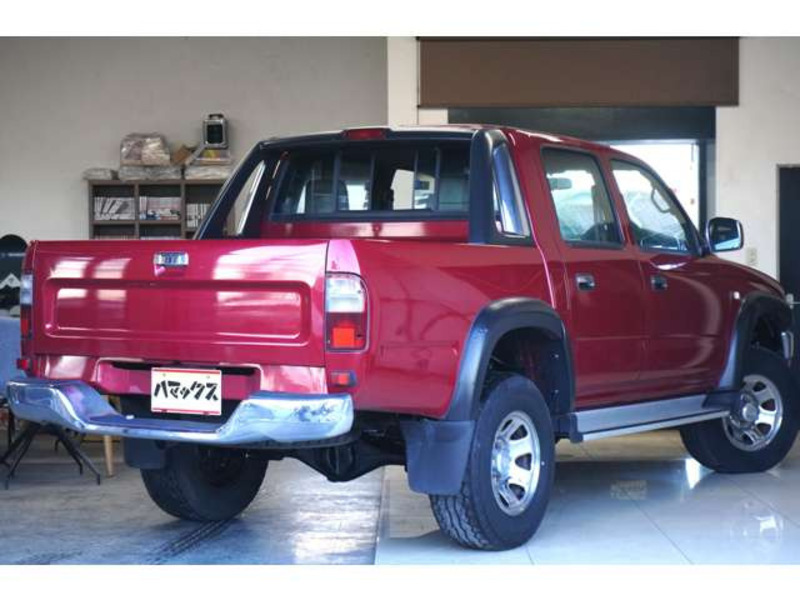 HILUX