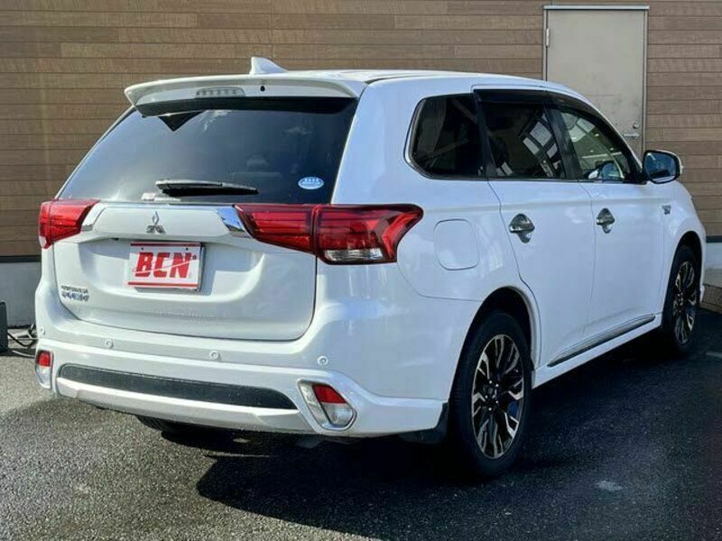 OUTLANDER PHEV