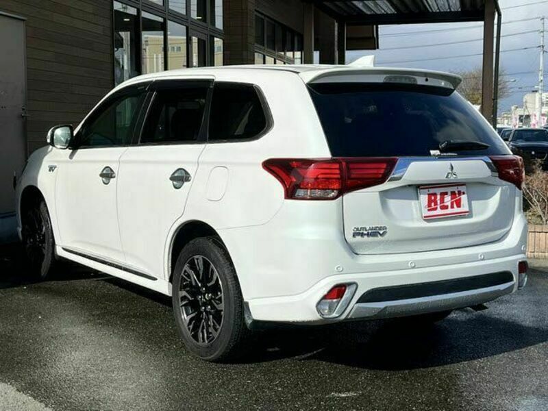 OUTLANDER PHEV