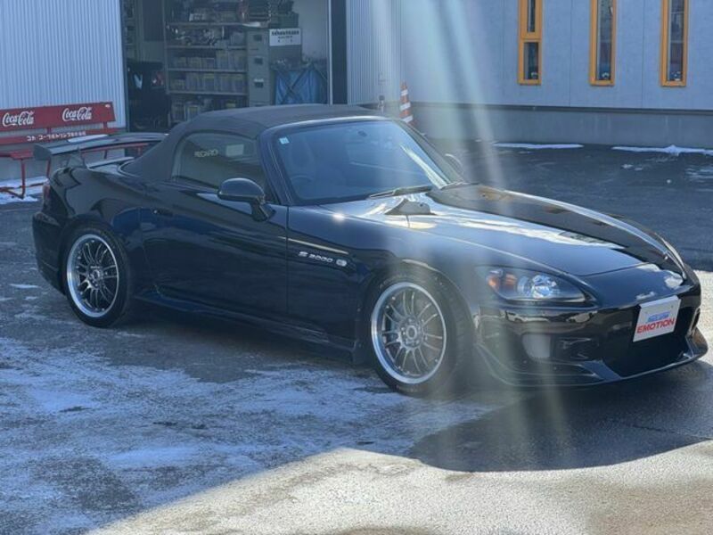 S2000