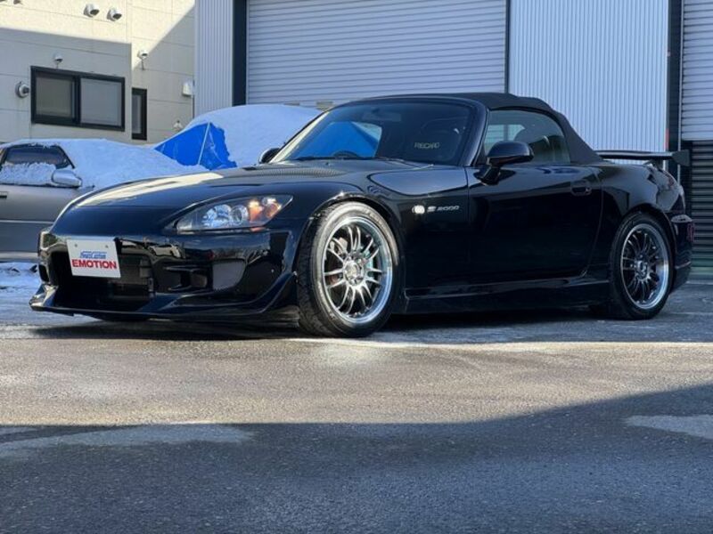 S2000