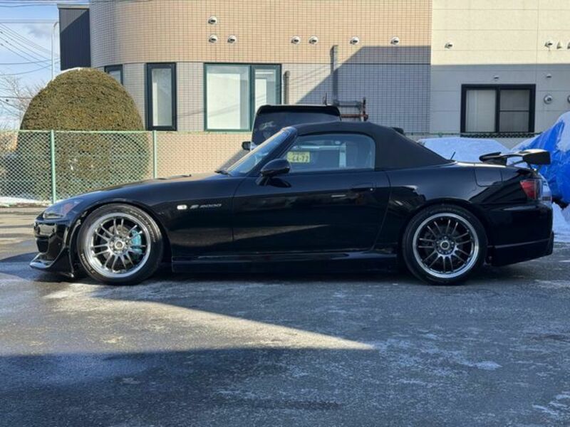 S2000