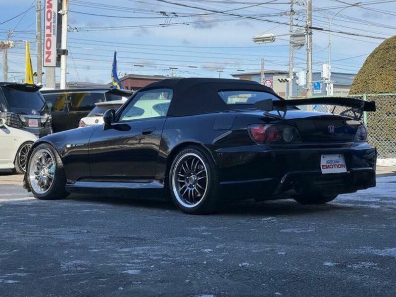 S2000