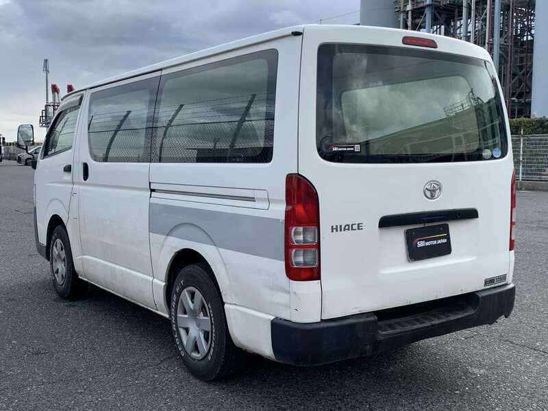 HIACE VAN