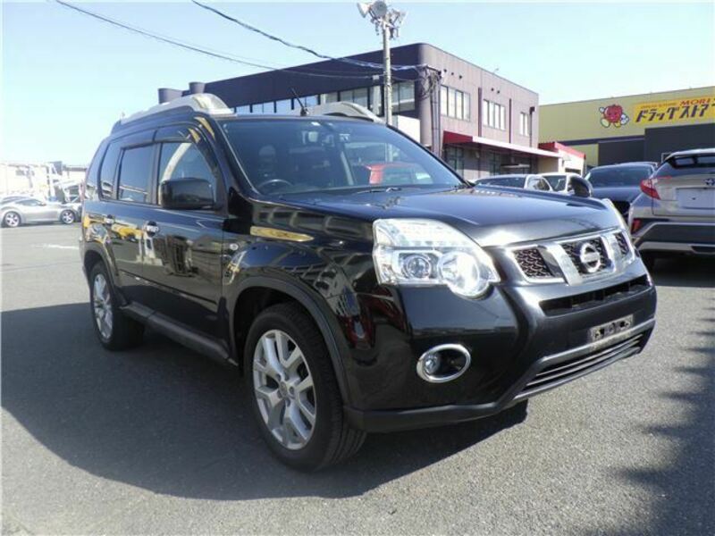 X-TRAIL