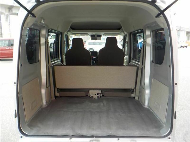 MINICAB VAN