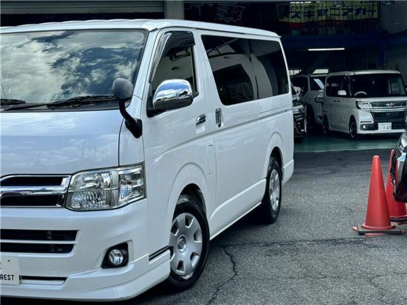 HIACE VAN