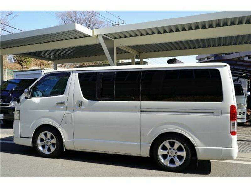 HIACE