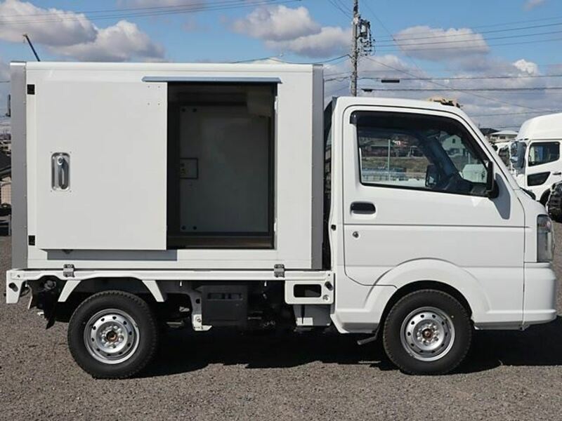 CARRY TRUCK