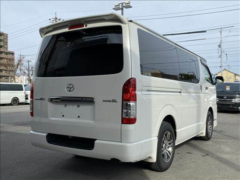 HIACE VAN