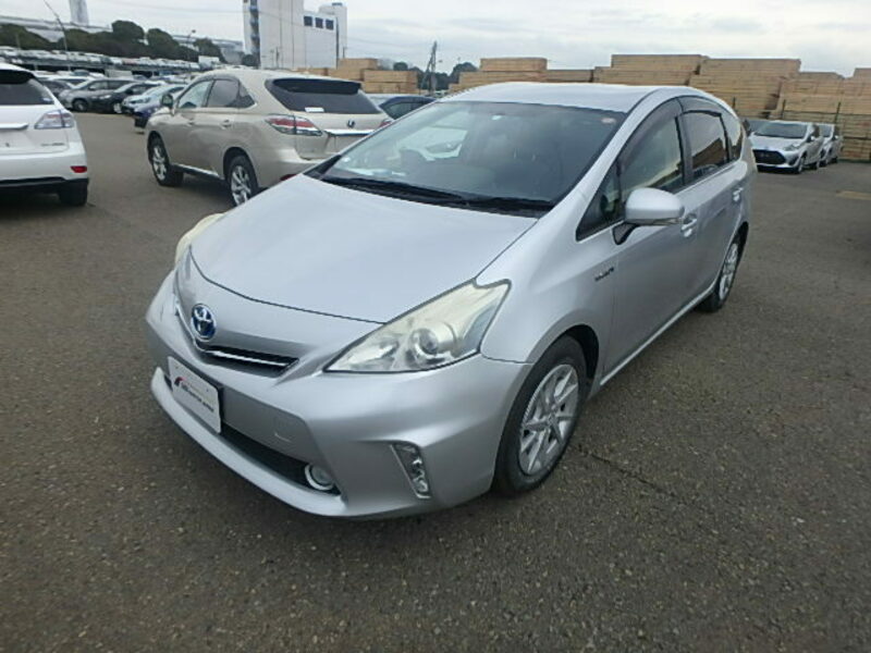 TOYOTA PRIUS ALPHA