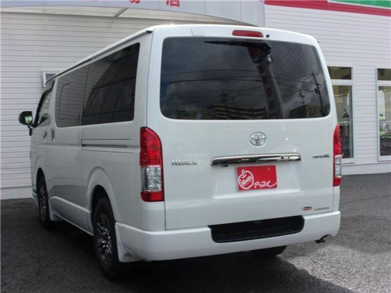 HIACE VAN