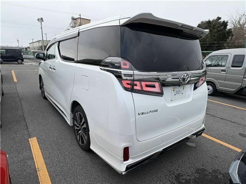 VELLFIRE