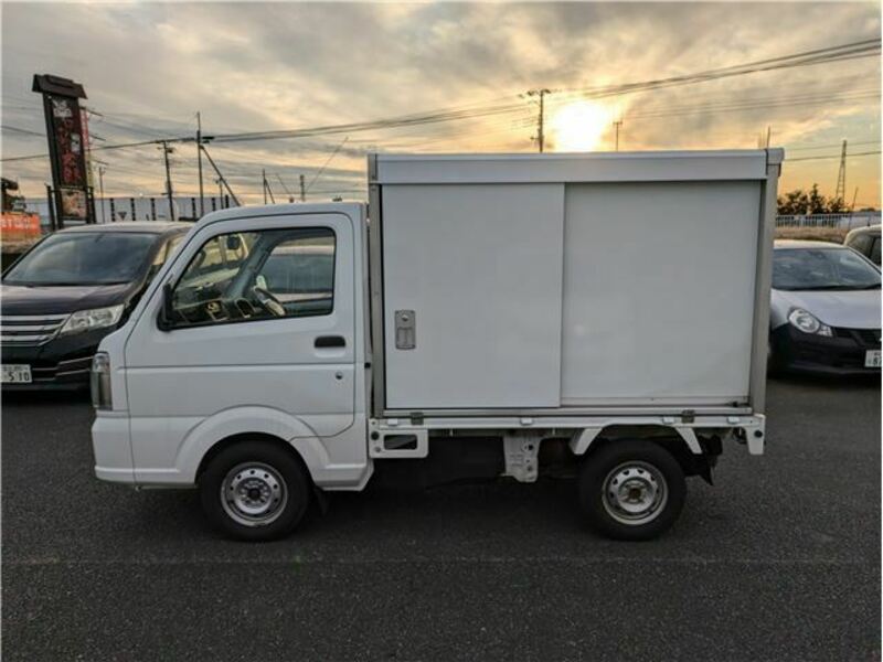 CARRY TRUCK