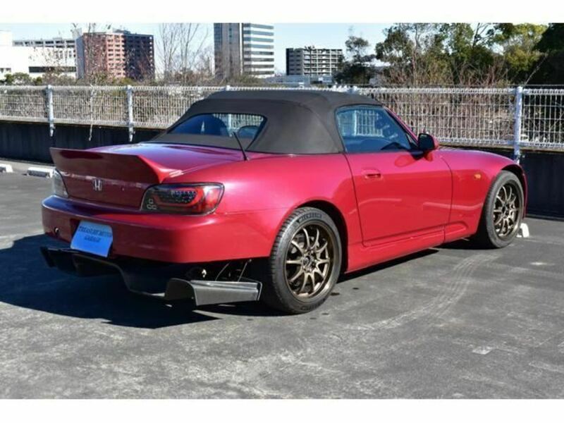 S2000