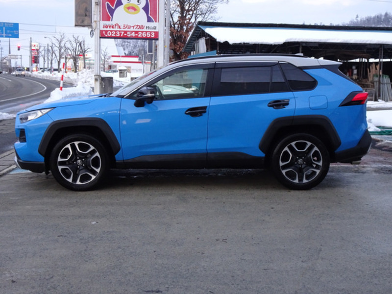 RAV4