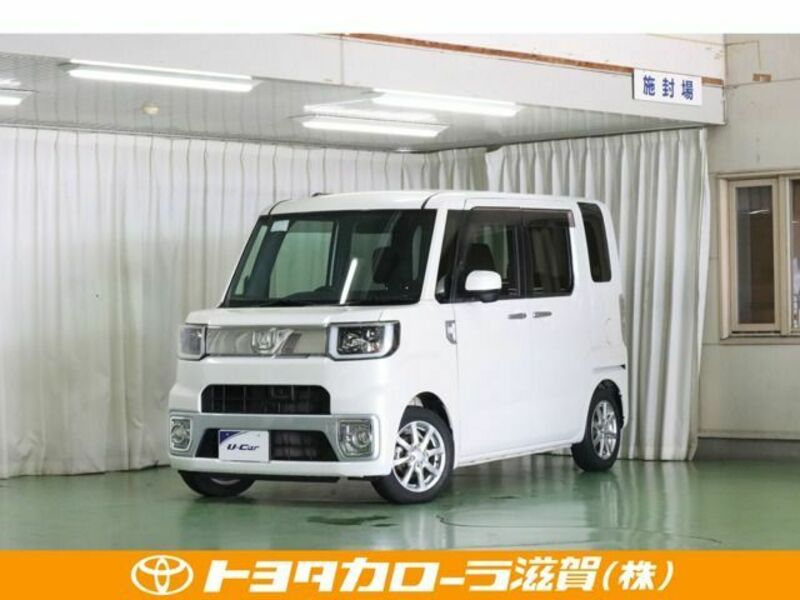 DAIHATSU WAKE