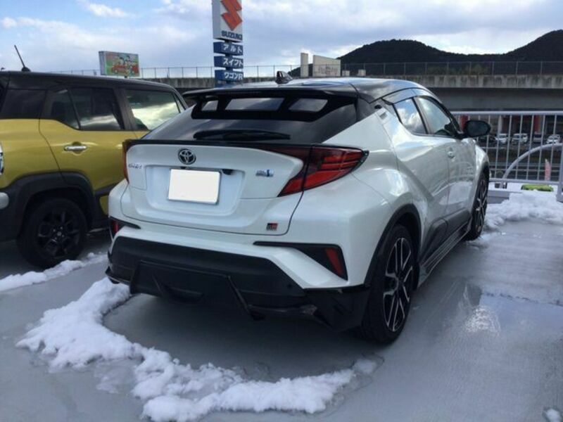 C-HR