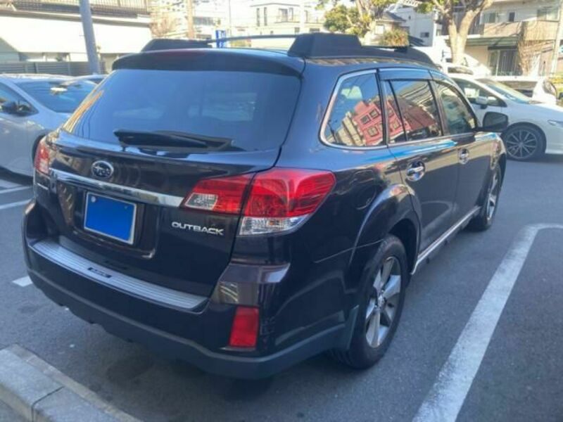 LEGACY OUTBACK-4