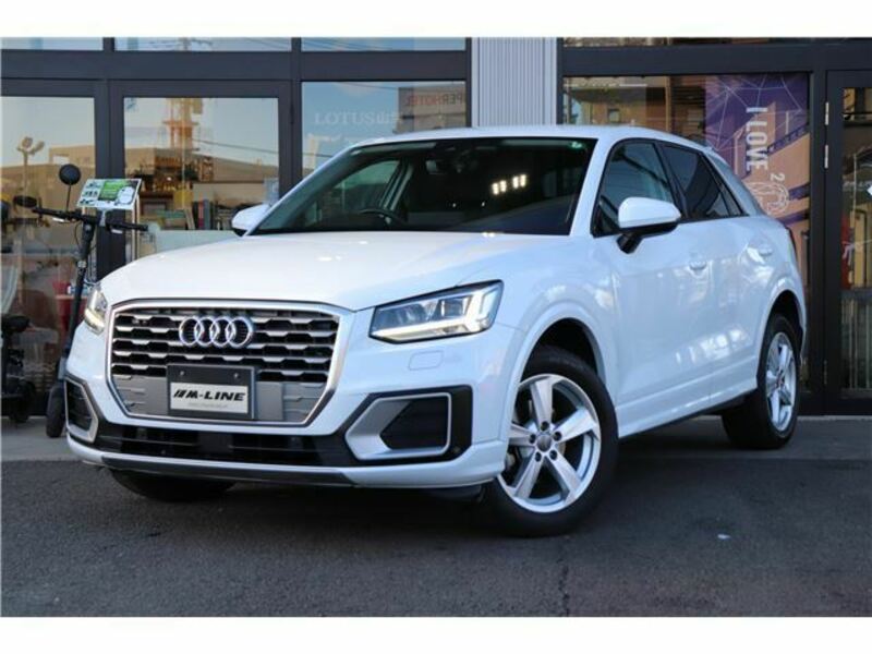 AUDI Q2